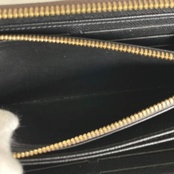 LOUIS VUITTON Brown Monogram Wallet - Picture 11 of 12